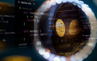 博尔塔拉蒙古 api php源码,下载的php源码怎么运行呢？